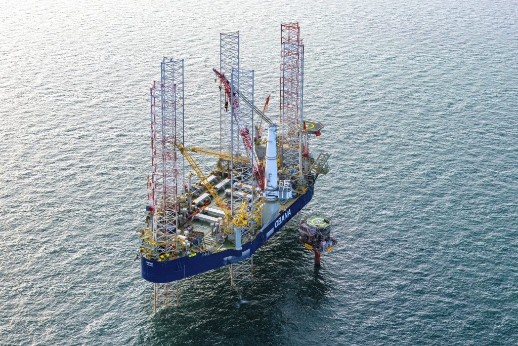 World’s largest jackup rig starts decommissioning work for Perenco UK