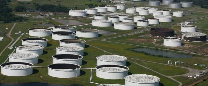US Crude Oil Inventories Continue to Fall Despite Glut Narrative