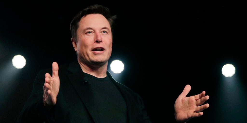 Elon Musk’s Grokipedia Vs. Wikipedia on 5 Topics