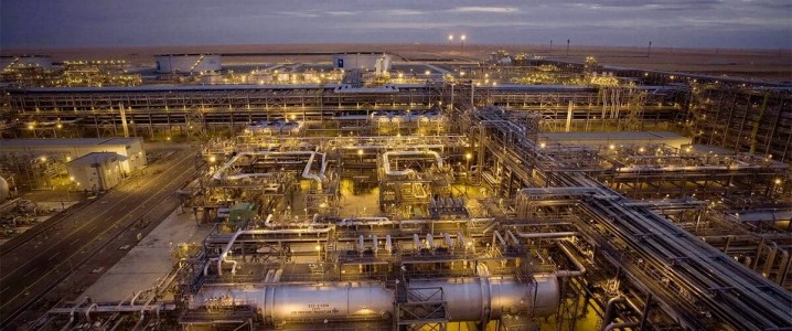 EIA Reports Small Crude Build Amid Rising Imports