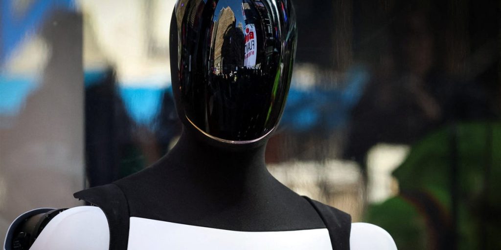 Tesla AI Boss Tells Staff 2026 Will Be ‘Hardest Year’ of Their Lives