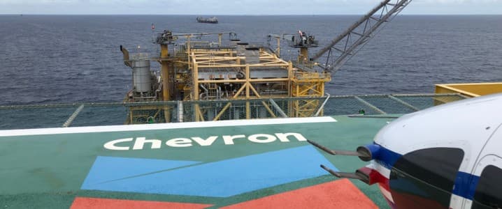 Chevron Beats Profit Estimates as It Commits to Venezuela