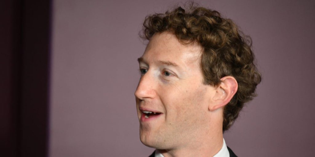 Meta Earnings: CEO Mark Zuckerberg Outlines AI Path, Gradual Growth