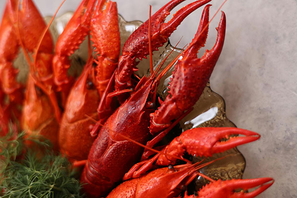 Lobster Heist: $400,000 Shipment Stolen on Way to Costco