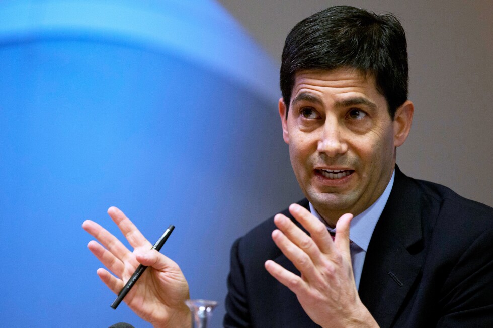 Who is Kevin Warsh? | AP News