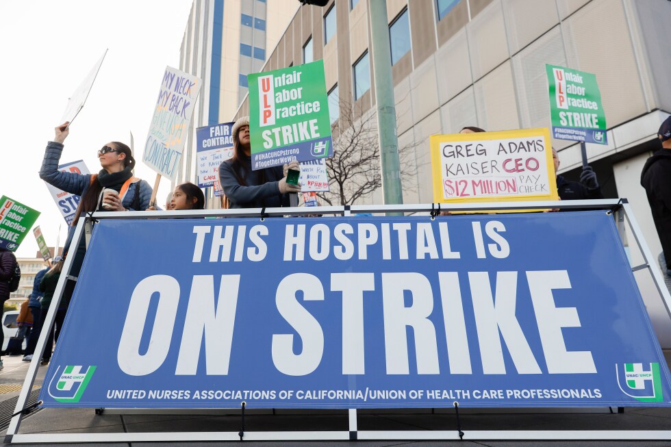 Kaiser Permanente health workers return after four-week strike