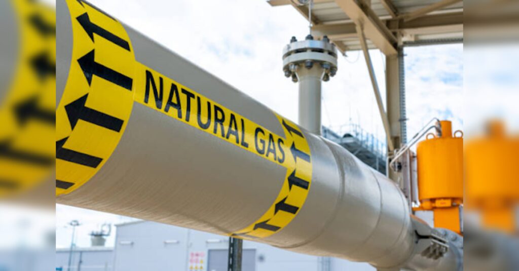 India urges switch to Piped Natural Gas amidst Gulf War concerns, ETEnergyworld